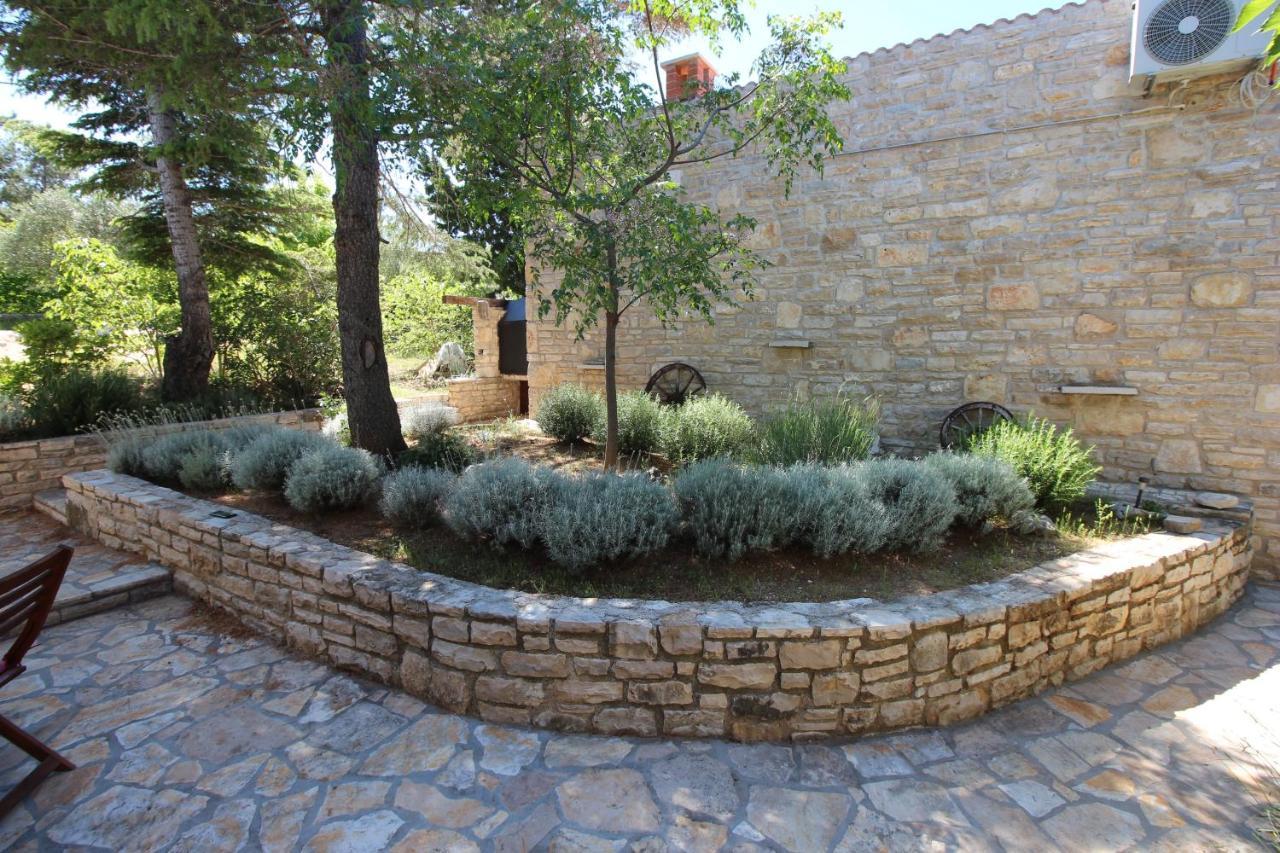 Вилла Stone House Skrivena Pridraga Экстерьер фото