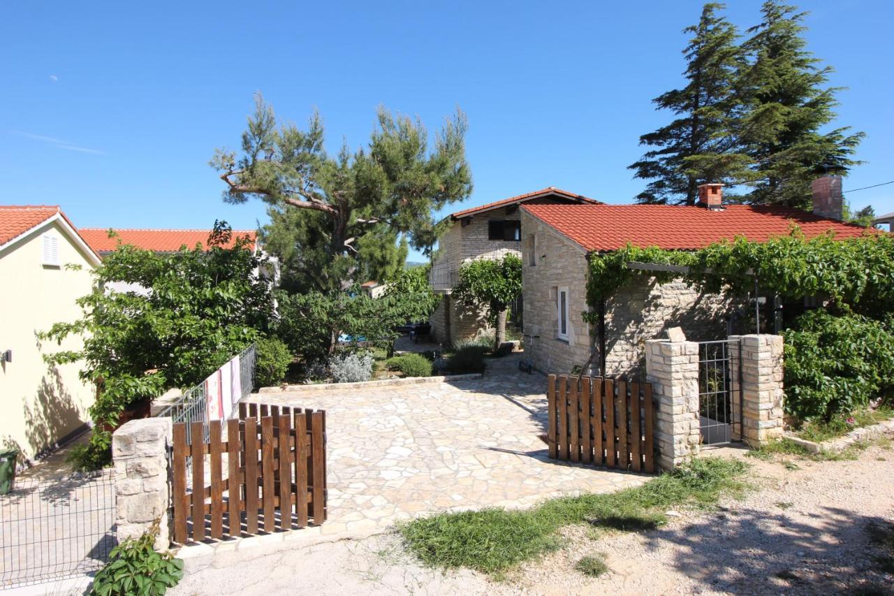 Вилла Stone House Skrivena Pridraga Экстерьер фото